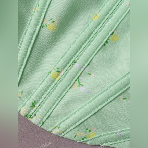 Bustier - Picture 4 of 7